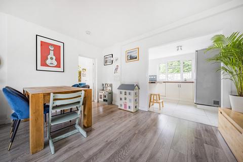 66 Whinyates Road, London, SE9 6NN