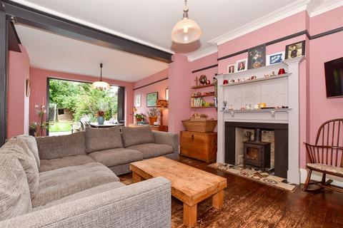 7 Cornwall Gardens, Cliftonville, Margate, CT9 2JH