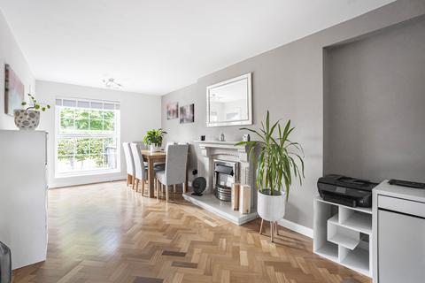 3 bedroom semi-detached house for sale, Beehive Lane, Welwyn Garden City, Hertfordshire, AL7