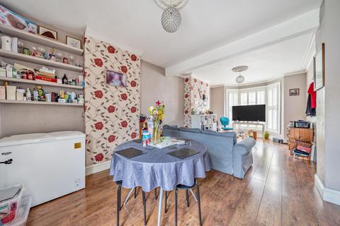 3 bedroom terraced house for sale, Killearn Road, Catford