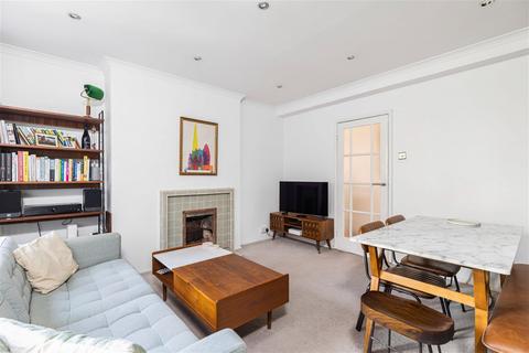 3 bedroom flat to rent, Basingdon Way, London SE5