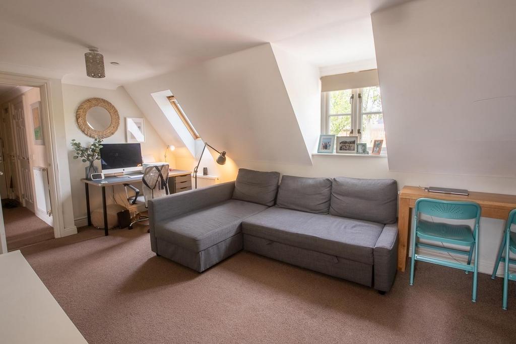 20 VEALE DRIVE-5.jpg