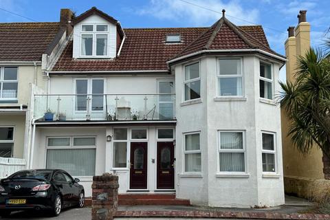 3 bedroom flat for sale, Fortescue road, Paignton TQ3