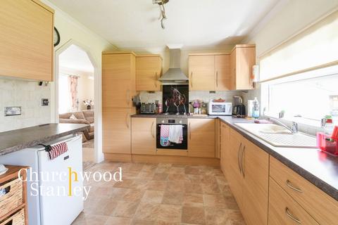 2 bedroom park home for sale, Grange Country Park, Lodge 9, Straight Road, East Bergholt, Colchester CO9 6UX