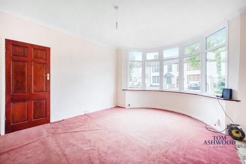 3 bedroom terraced house for sale, Shirley Gardens, Barking, IG11