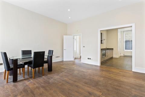 3 bedroom apartment to rent, Clanricarde Gardens, Notting Hill, W2