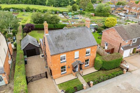 4 bedroom detached house for sale, The Field, Somerby