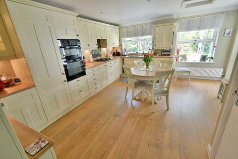 3 bedroom detached house for sale, Casterbridge Road, Ferndown, BH22