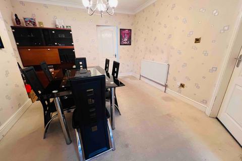3 Carlton Avenue, Wolverhampton, WV11 1DF