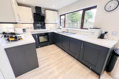 3 Carlton Avenue, Wolverhampton, WV11 1DF