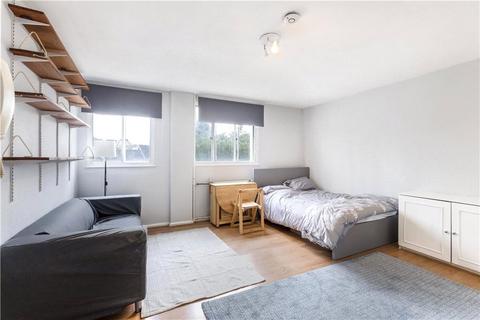 Studio for sale, Upper Richmond Road, Putney, SW15