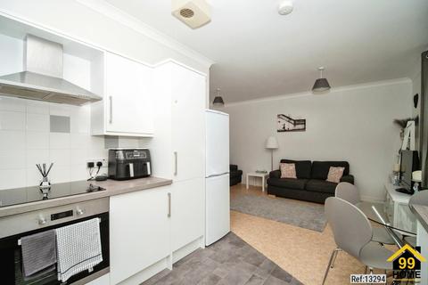 2 bedroom flat for sale, Arch Point House, Poundbury, Dorchester, DT1