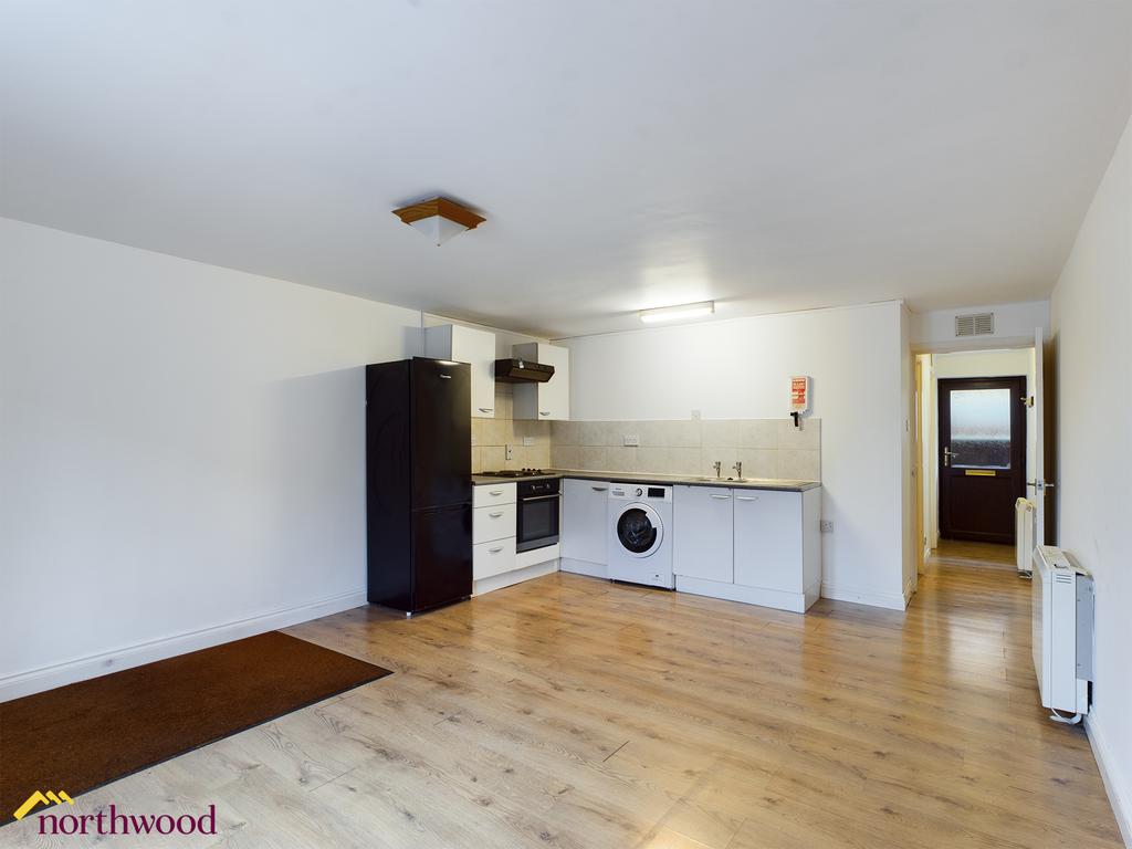 Christchurch Court, Banbury OX16 1 bed flat £775 pcm (£179 pw)