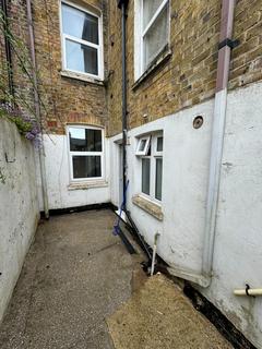 1 bedroom flat to rent, Thanet Road, Margate, CT9