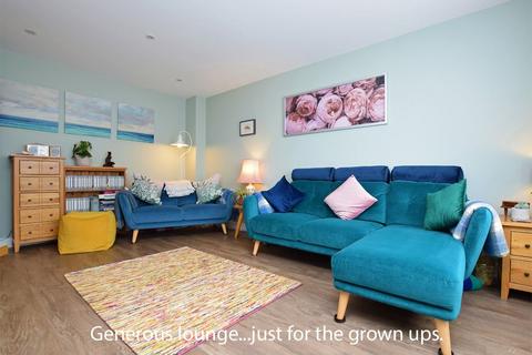 2 Brooks Close, Gayton, King's Lynn, PE32 1WN