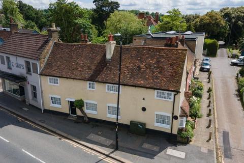 4 bedroom semi-detached house for sale, High Street, Bushey, WD23
