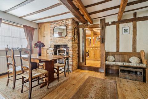 4 bedroom semi-detached house for sale, High Street, Bushey, WD23