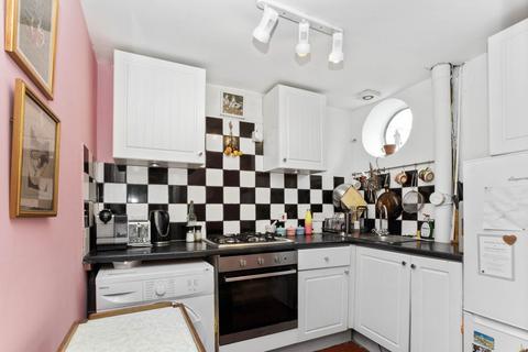 2 bedroom apartment for sale, Strand Building, Urswick Road