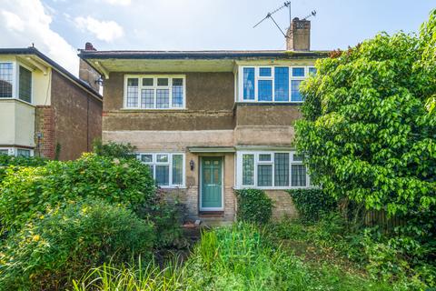 35 Lancaster Close, Kingston Upon Thames, KT2 5NJ