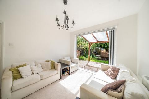 35 Lancaster Close, Kingston Upon Thames, KT2 5NJ