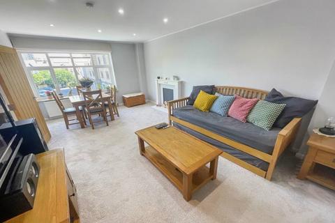 1 bedroom apartment for sale, Pine Grange, Bath Road, East Cliff, Bournemouth, Dorset