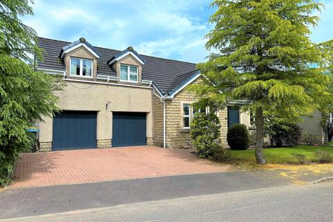 4 bedroom detached house to rent, Croft Wynd, Milnathort, KY13