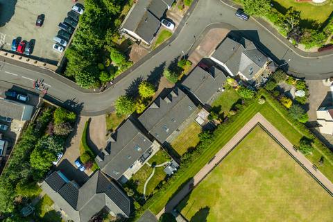 4 bedroom detached house to rent, Croft Wynd, Milnathort, KY13