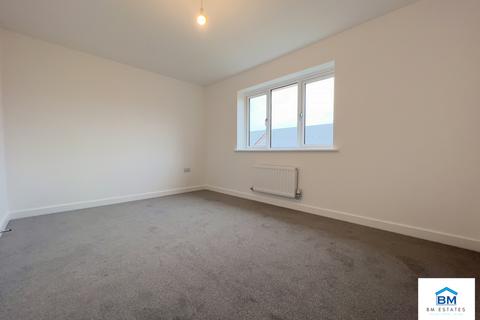 2 bedroom terraced house to rent, Acorn Lane, Leicester LE8