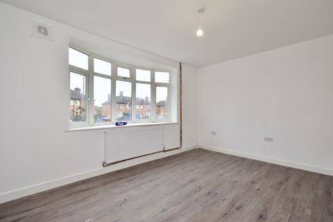 3 bedroom end of terrace house for sale, Morcote Road, Braunstone, Leicester, LE3