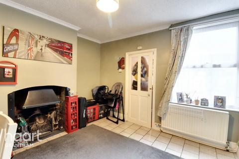 2 bedroom terraced house for sale, Cecil Street, Grantham