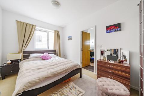2 bedroom flat for sale, Archie Street, London, SE1
