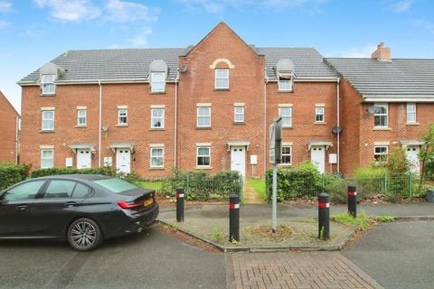 4 bedroom terraced house to rent, Wright Way, Bristol BS16