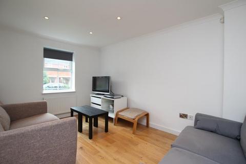 4 bedroom terraced house to rent, Wright Way, Bristol BS16