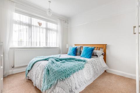 5 Dibdin Close, Sutton, SM1 2PJ