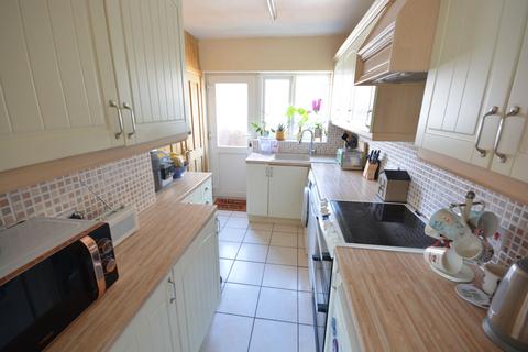 2 bedroom detached bungalow for sale, Chetwode Way, Poole BH17