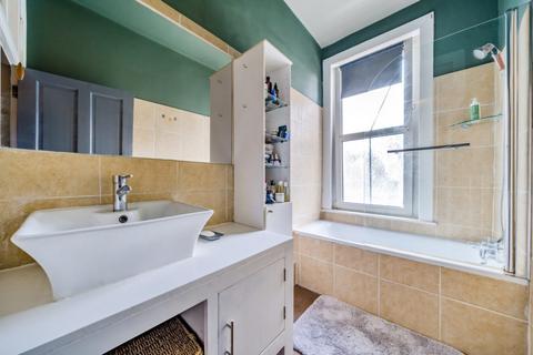 First Floor Flat, 35 Hillcrest Road, London, W3 9RN