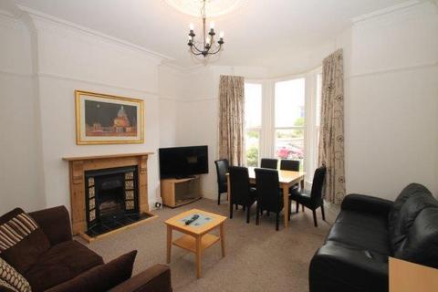 5 bedroom terraced house to rent, Furzehill Road, Plymouth PL4