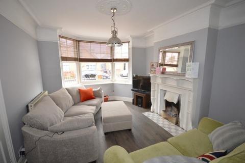 3 bedroom semi-detached house to rent, Rosebery Road, Chelmsford, CM2