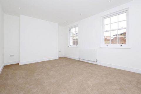 3 bedroom terraced house to rent, Regency Place, Westminster, London, SW1P