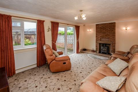 3 bedroom detached bungalow for sale, Swanlow Lane, Winsford