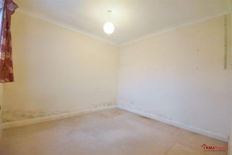 2 bedroom flat for sale, St Pauls Court, Rusthall, Tunbridge Wells
