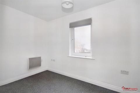 17 Queripel Close, Tunbridge Wells, TN2 3GH