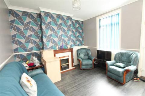 2 bedroom terraced house to rent, Waterside Road, HU17