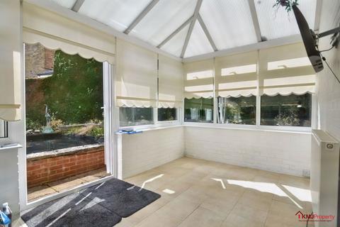 40 Medway Drive, Forest Row, RH18 5NT
