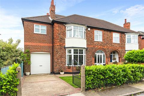 4 bedroom semi-detached house for sale, Dixon Avenue, Grimsby, Lincolnshire, DN32