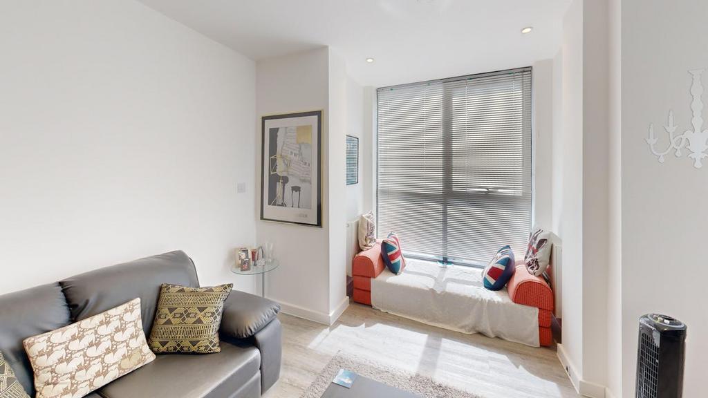 Living Room 8.jpg