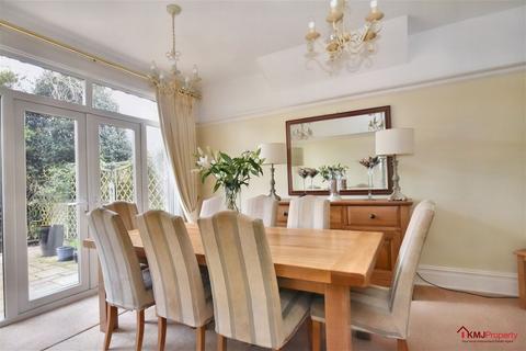 4 bedroom semi-detached house for sale, Ashley Gardens, Rusthall, Tunbridge Wells TN48TY