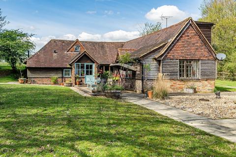 4 bedroom detached house for sale, Parrock Lane, Upper Hartfield, Hartfield, East Sussex, TN7 4AS