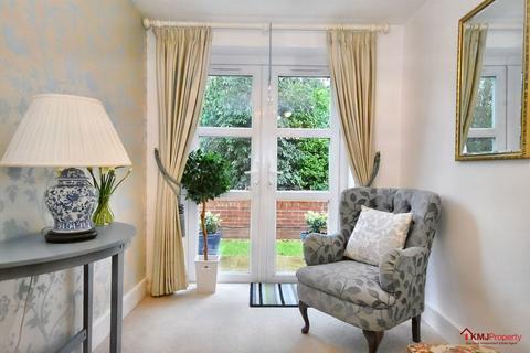 1 bedroom apartment for sale, Ridgeway Court, Heathfield, East Sussex, TN21 8NB