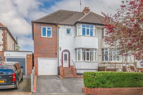 4 bedroom semi-detached house for sale, Jubilee Avenue, Headless Cross, Redditch, Worcestershire, B97